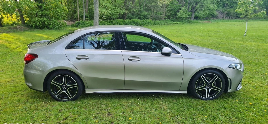 Mercedes-Benz Klasa A cena 115000 przebieg: 89700, rok produkcji 2019 z Wejherowo małe 742